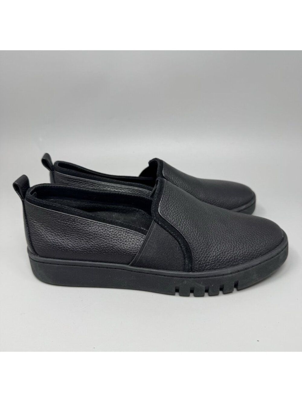 Vionic Women's Cambria Slip-On Casual Sneakers Black Size 6.5